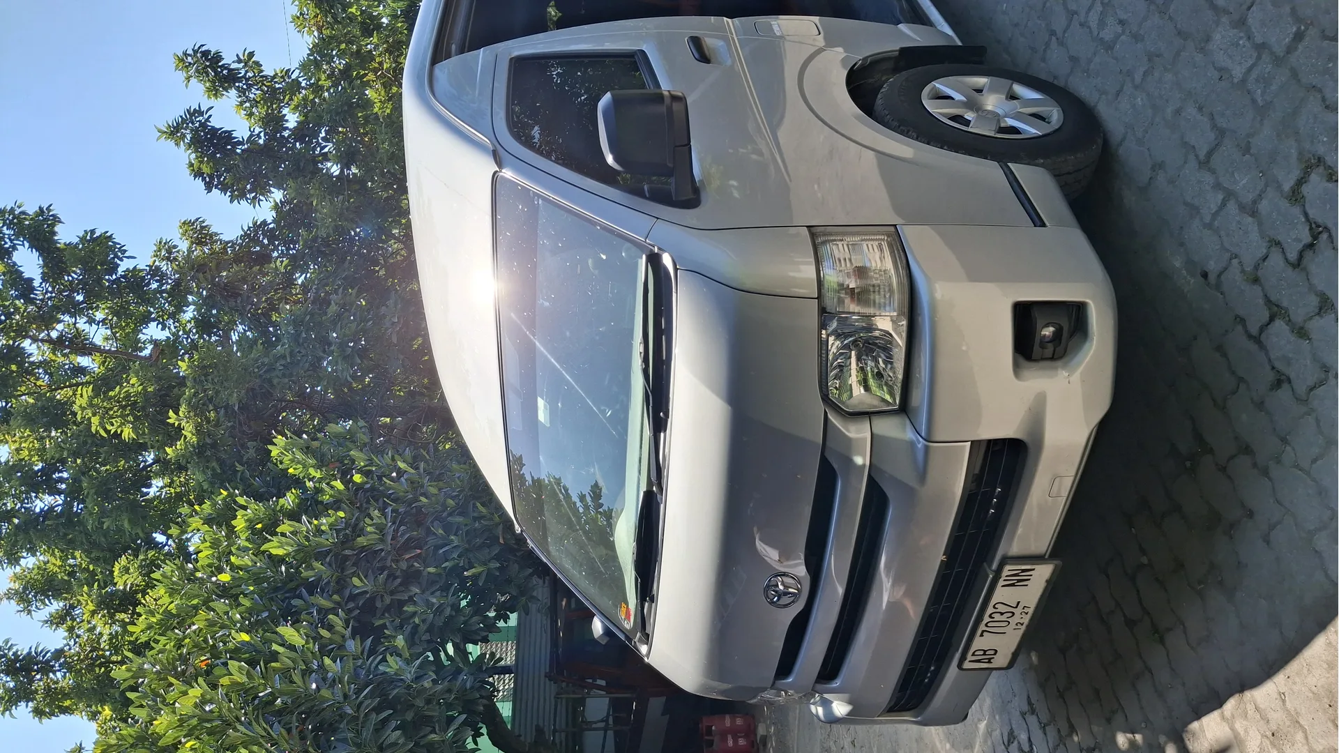 Toyota Hiace commuter